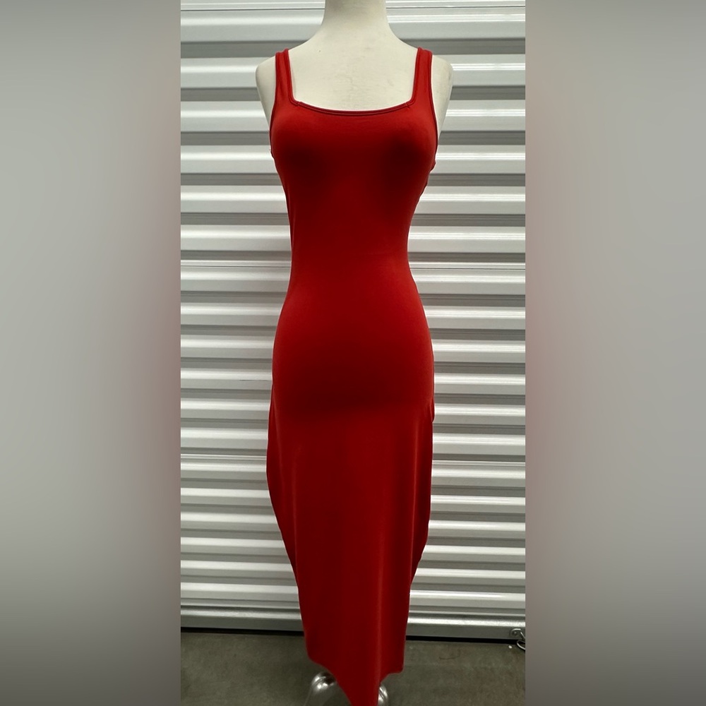Comfortable red long dress